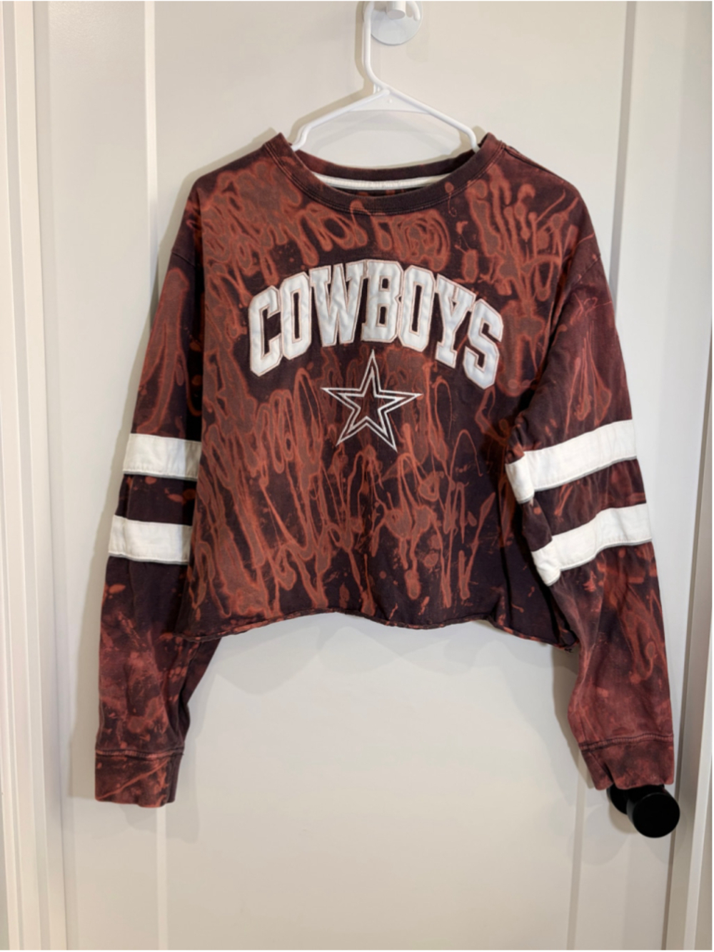 Dallas Cowboys Custom Bleached Cropped Long Sleeve Shirt Applique Size Large EUC